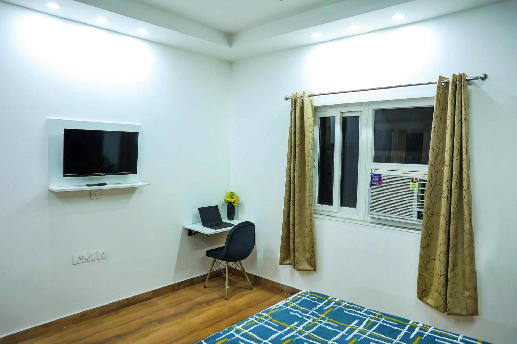 Agrah Stay - Kasa Lusso Stay Фаридабад Екстериор снимка