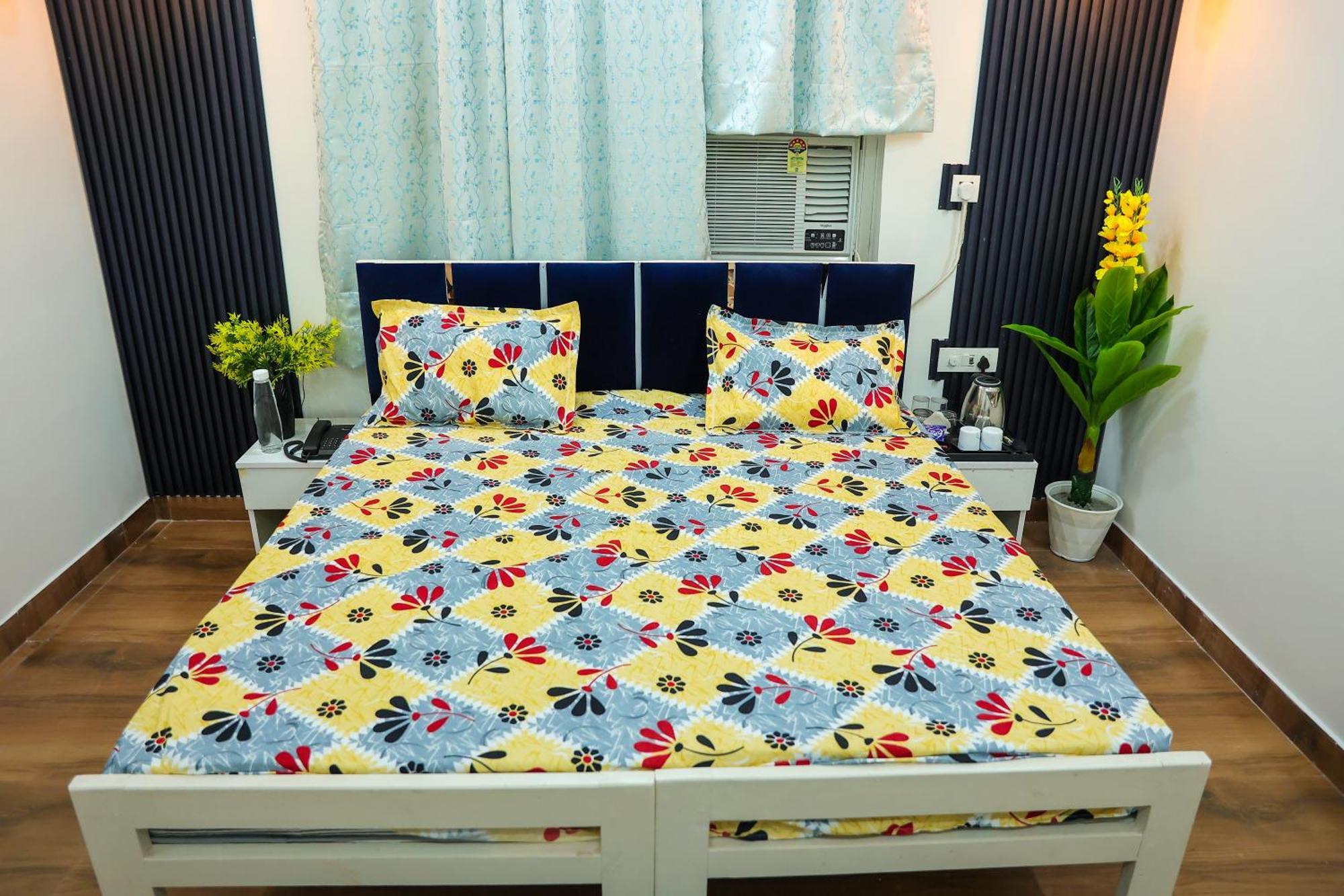 Agrah Stay - Kasa Lusso Stay Фаридабад Екстериор снимка